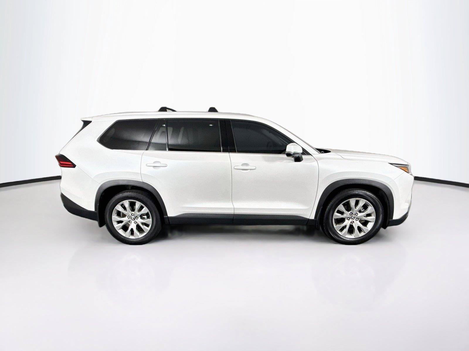 Certified 2026 Toyota Grand Highlander FWD image 11