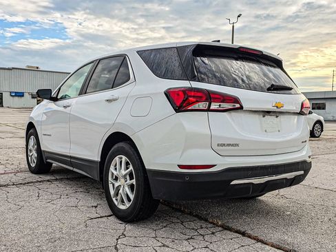 Used 2024 Chevrolet Equinox LT AWD/4WD image 4