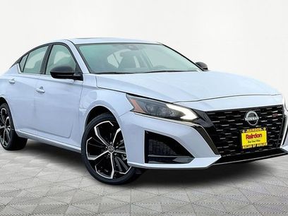 New 2025 Nissan Altima 2.5 SR w/ SR Premium Package