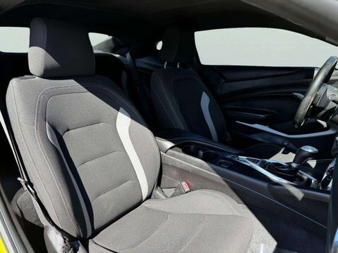 Used 2016 Chevrolet Camaro LT w/ RS Package image 38