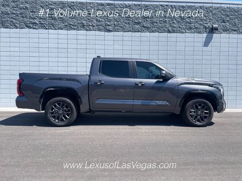 Used 2025 Toyota Tundra Platinum AWD/4WD image 2