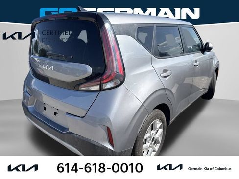 Certified 2025 Kia Soul LX w/ LX Technology Package FWD image 6
