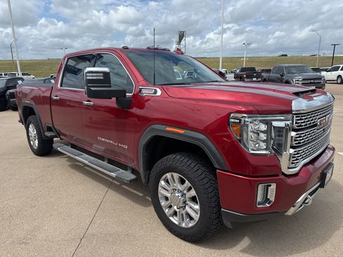 Used 2021 GMC Sierra 2500 Denali w/ Denali Ultimate Package image 3