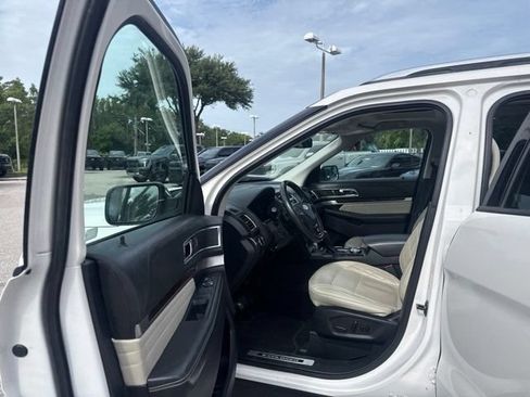 Certified 2019 Ford Explorer Platinum AWD/4WD image 14