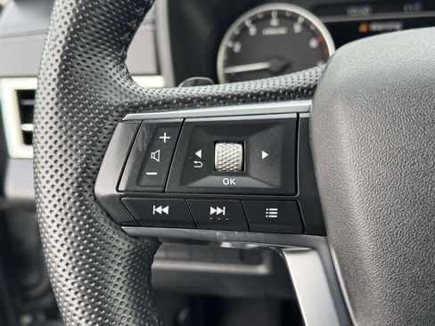 Used 2023 Mitsubishi Outlander SE image 23