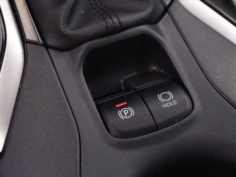 Certified 2024 Toyota Corolla Cross L AWD/4WD image 18