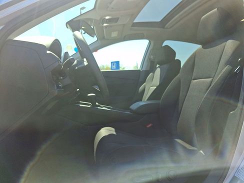 Used 2023 Honda Accord EX image 13