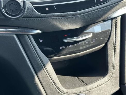 Used 2023 Cadillac XT5 Luxury AWD/4WD image 28
