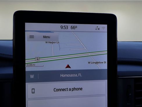 Used 2021 Ford Explorer King Ranch w/ Premium Technology Package image 25