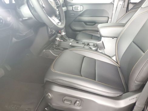 New 2025 Jeep Wrangler Sahara image 11