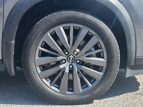 Used 2022 Nissan Pathfinder SL w/ SL Premium Package FWD image 11