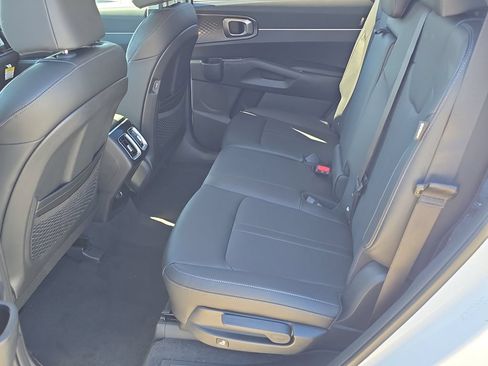 New 2026 Kia Sorento S w/ S Panoramic Sunroof Package FWD image 18