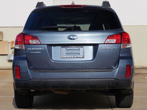 Used 2014 Subaru Outback 2.5i Limited w/ Moonroof Package AWD/4WD image 16