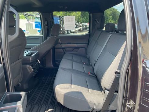 Used 2024 Ford F150 XLT w/ XLT Black Appearance Package image 16
