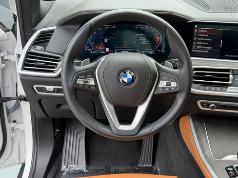 Used 2022 BMW X5 xDrive40i w/ Premium Package image 16