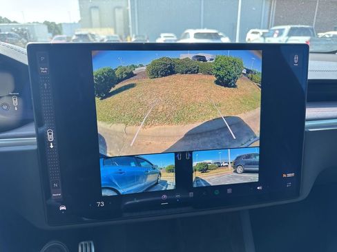 Used 2023 Tesla Model X image 15