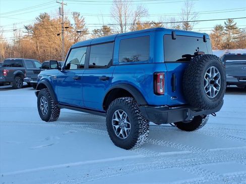 Used 2025 Ford Bronco Badlands image 7