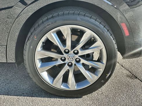 Certified 2023 Buick Envision Avenir image 25