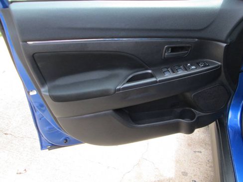 Used 2015 Mitsubishi Outlander Sport ES AWD/4WD image 5