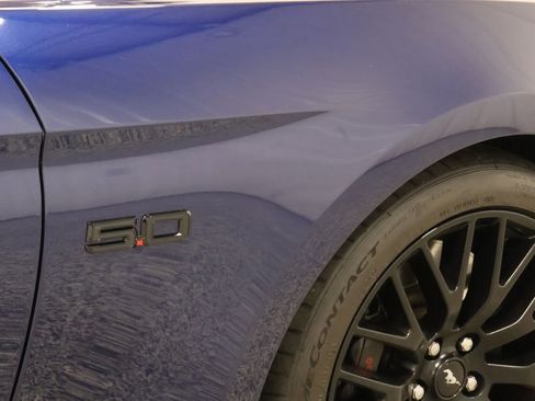 Used 2018 Ford Mustang GT Premium w/ GT Performance Package RWD image 34