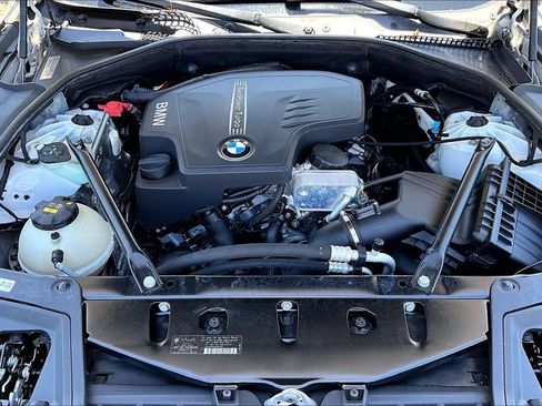 Used 2015 BMW 528i Sedan RWD image 30