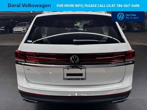 Used 2025 Volkswagen Atlas SE image 13