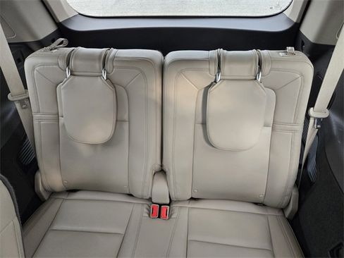 Used 2020 Lincoln Aviator Reserve w/ Equipment Group 201A image 15