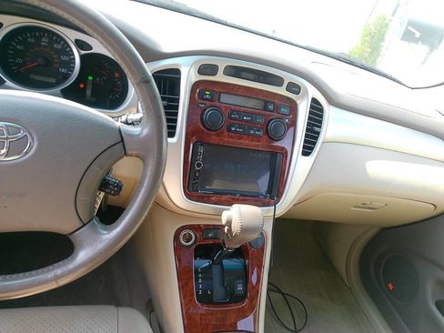 Used 2006 Toyota Highlander Limited AWD/4WD image 14