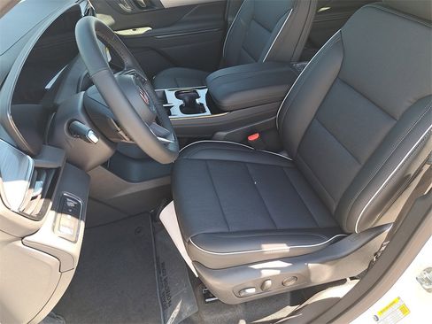 New 2026 Buick Enclave Preferred image 17