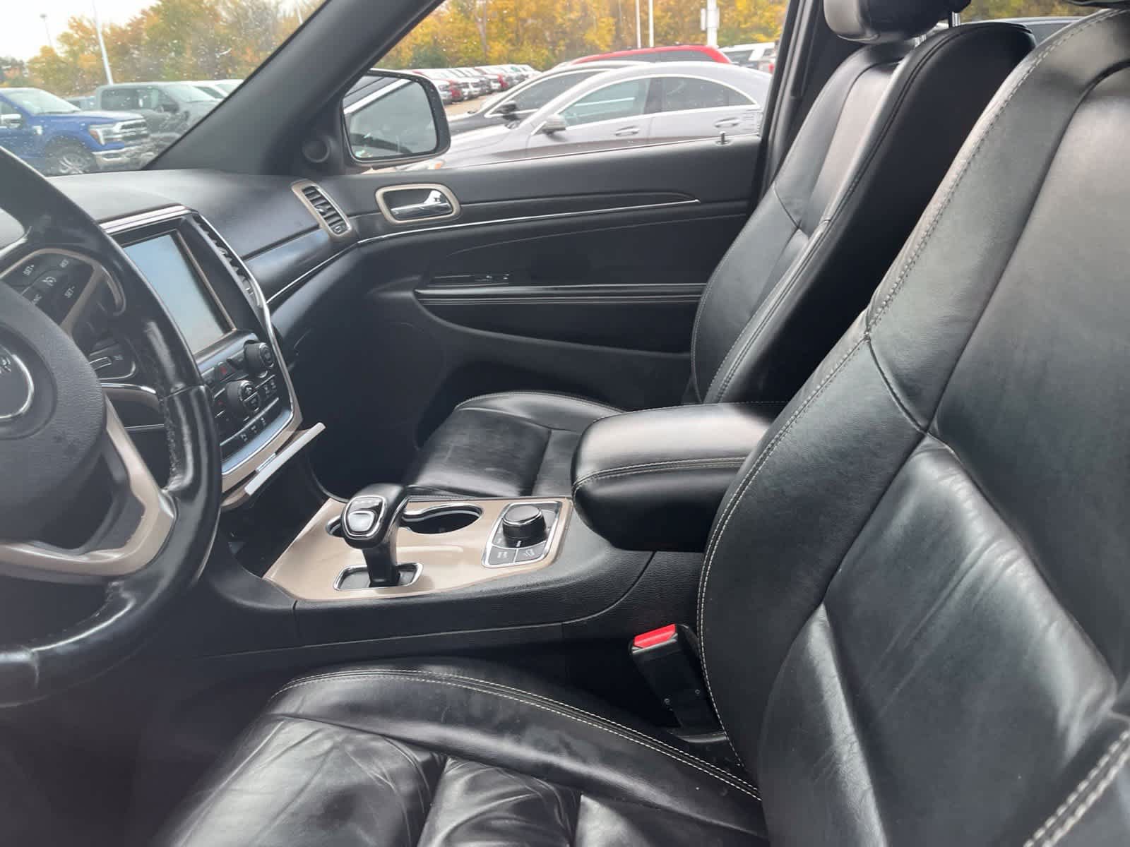 Used 2015 Jeep Grand Cherokee Limited AWD/4WD image 27