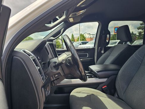 Used 2019 RAM 2500 Big Horn AWD/4WD image 6