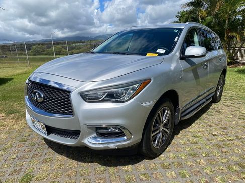 Used 2018 INFINITI QX60 FWD w/ Premium Package image 3