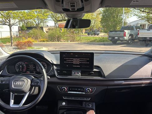 Used 2023 Audi Q5 e Premium Plus AWD/4WD image 20