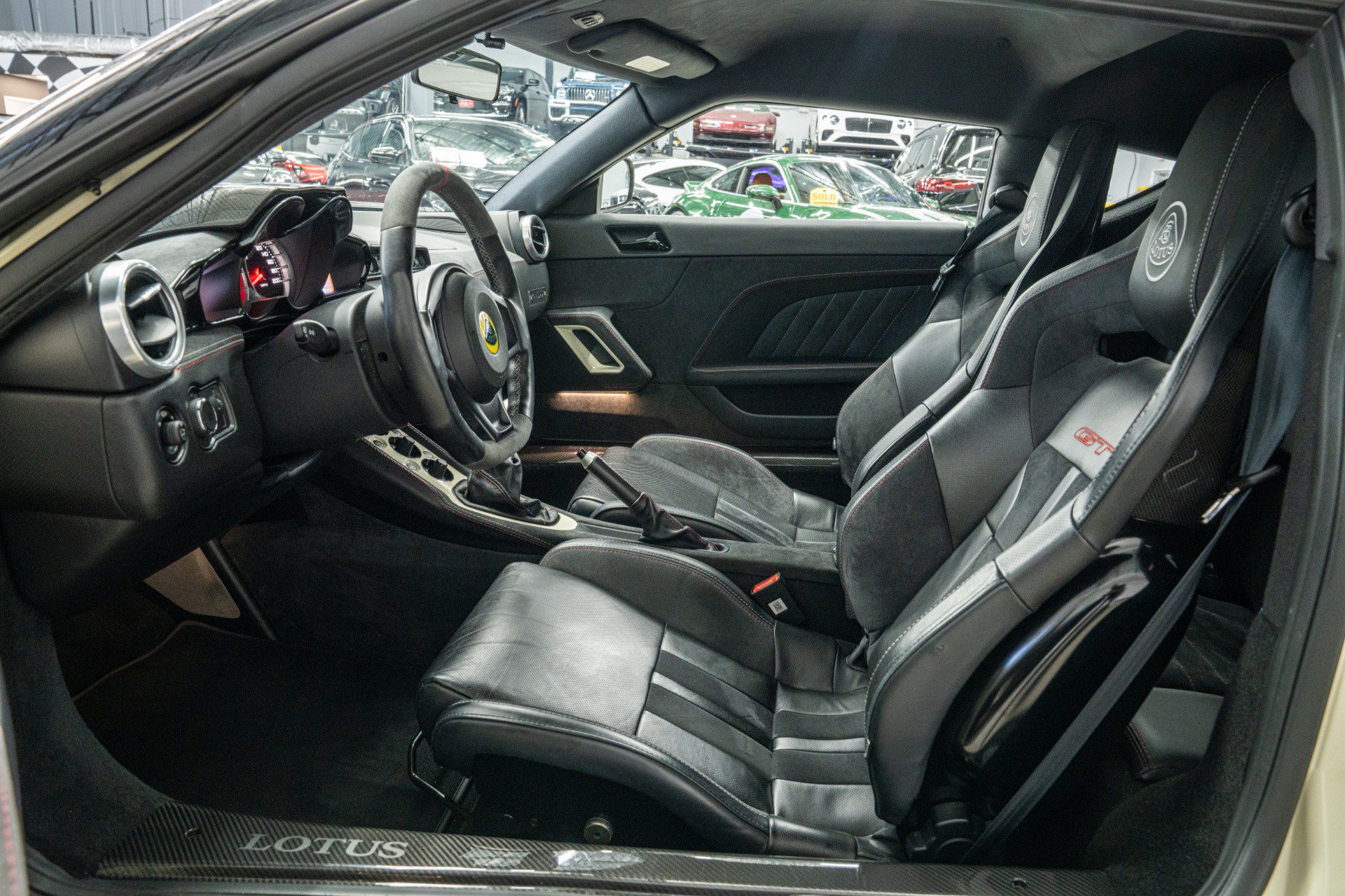 Used 2020 Lotus Evora RWD image 17