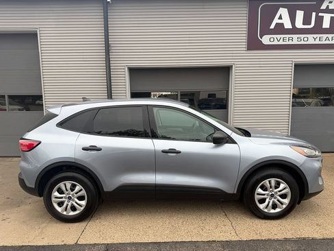 Used 2022 Ford Escape S AWD/4WD image 2