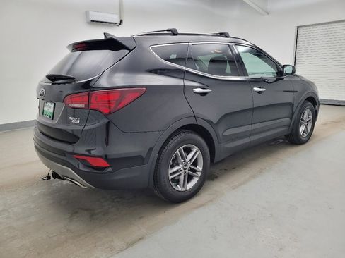 Used 2017 Hyundai Santa Fe Sport image 10