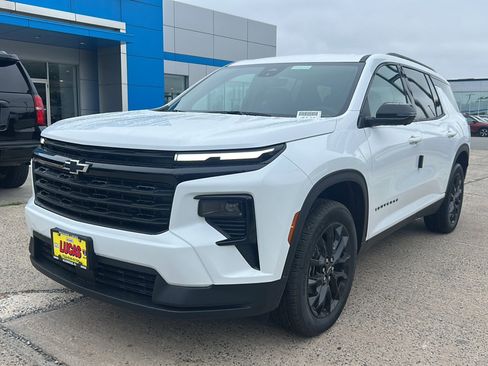 New 2026 Chevrolet Traverse LT w/ Midnight/Sport Edition AWD/4WD image 4