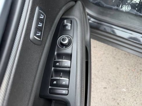 Used 2018 Alfa Romeo Stelvio AWD image 14