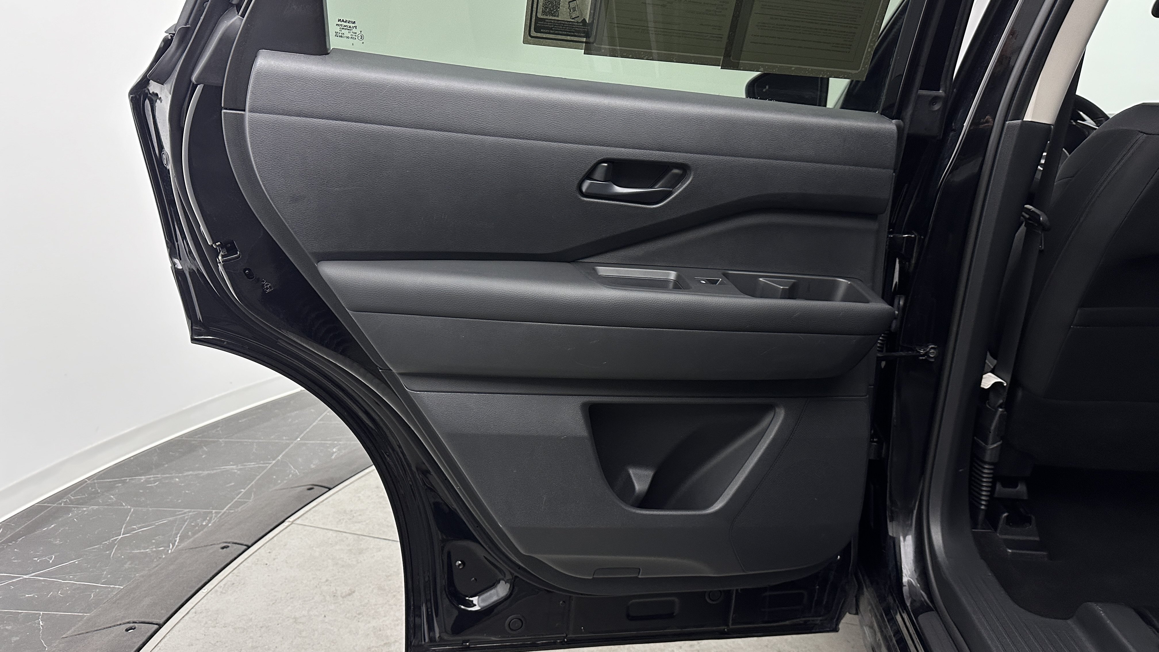 Used 2023 Nissan Pathfinder SV FWD image 25