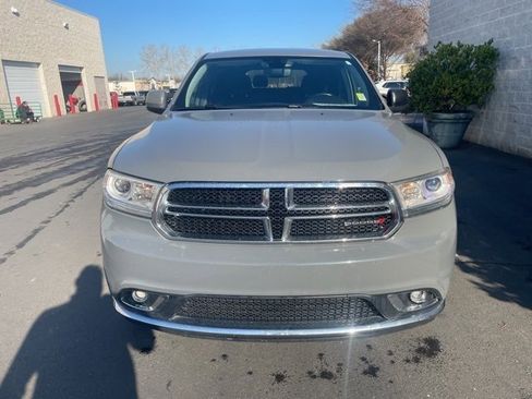 Used 2019 Dodge Durango SXT w/ 3rd Row Seating Group image 2