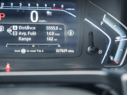 Used 2023 Honda Odyssey Sport image 42