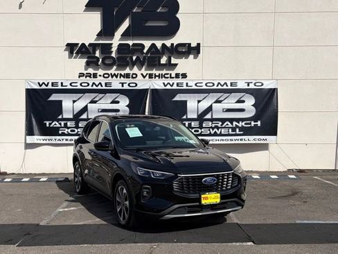 Used 2024 Ford Escape Platinum AWD/4WD image 4
