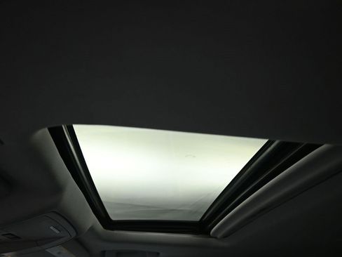 Used 2017 GMC Sierra 1500 SLT w/ Enhanced Driver Alert Package image 19