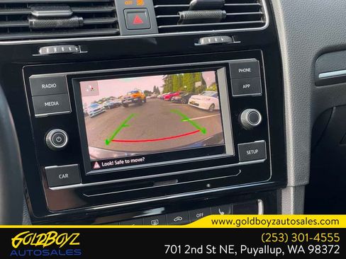 Used 2019 Volkswagen Golf 4-Door FWD image 33