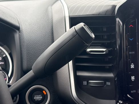 New 2026 RAM 3500 Big Horn AWD/4WD image 23
