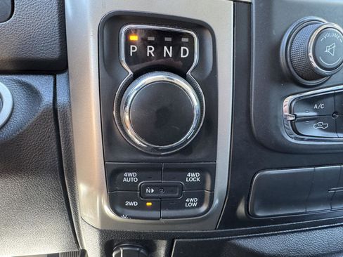Used 2019 RAM 1500 Big Horn AWD/4WD image 17