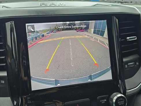 Used 2020 RAM 1500 Big Horn AWD/4WD image 25