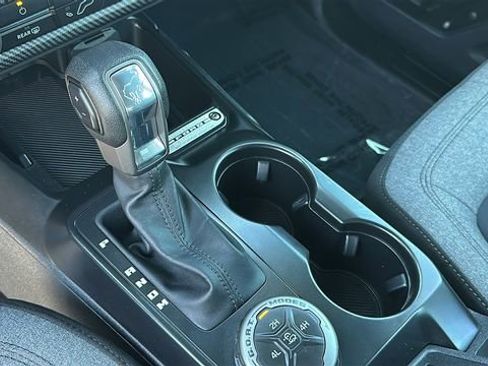 Used 2025 Ford Bronco 4-Door AWD/4WD image 29