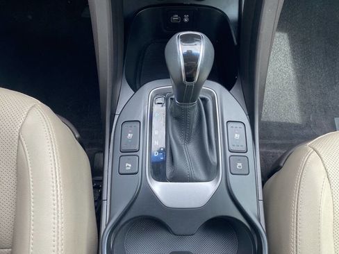 Used 2019 Hyundai Santa Fe XL image 21