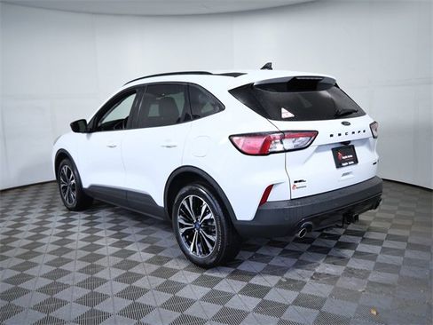 Certified 2022 Ford Escape SEL w/ Equipment Group 302A image 6